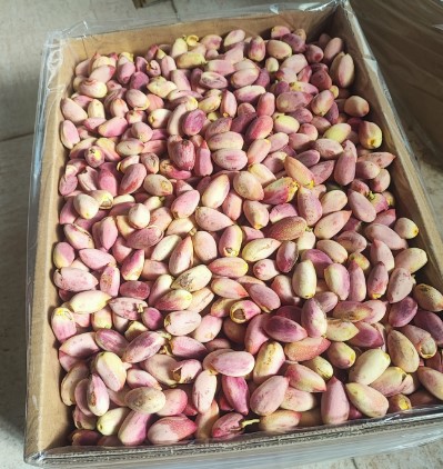 خرید پسته احمد اقایی